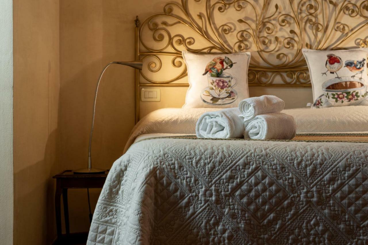 La Tosca Rooms Lucca Exterior photo