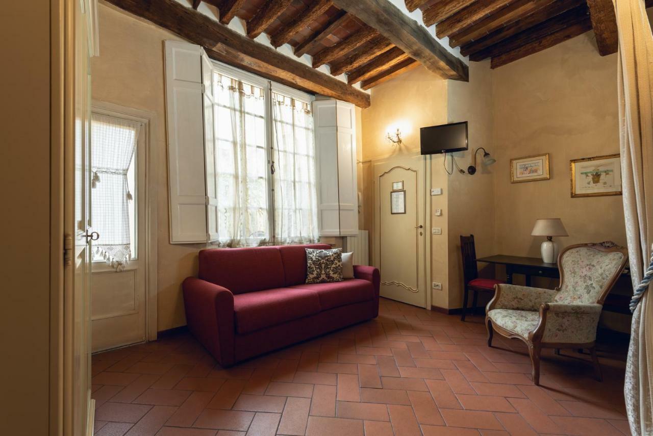 La Tosca Rooms Lucca Exterior photo