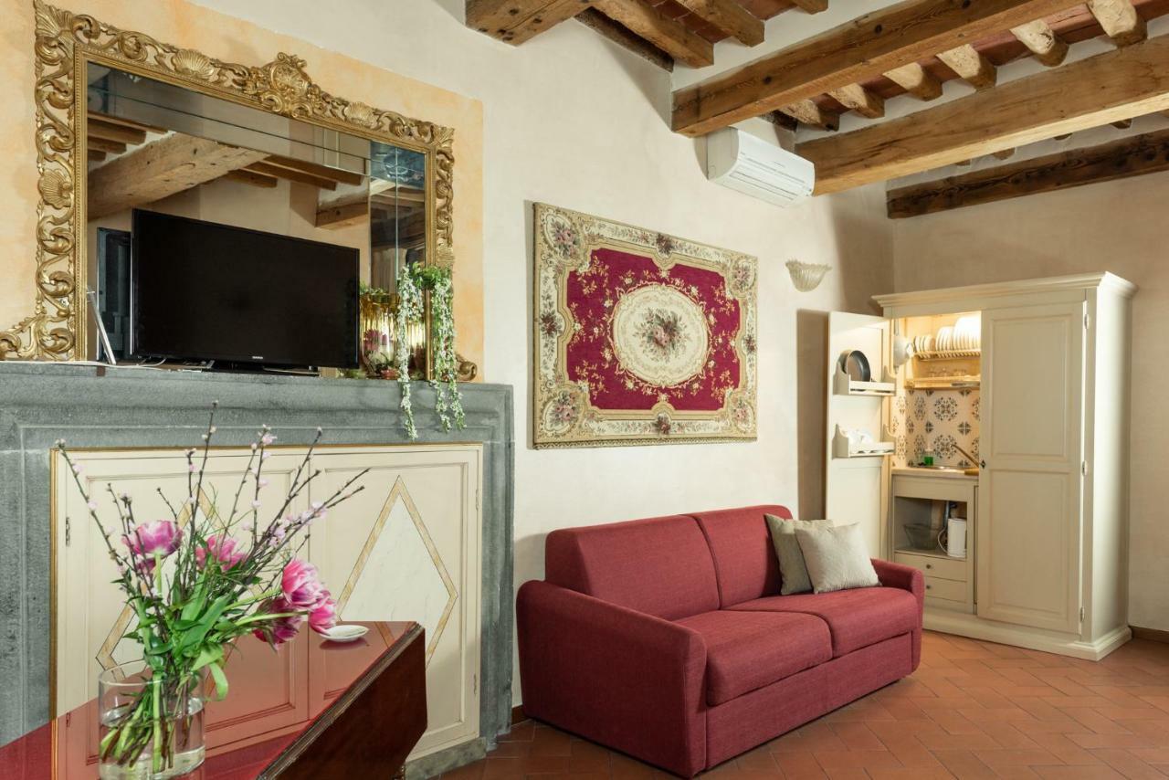 La Tosca Rooms Lucca Exterior photo